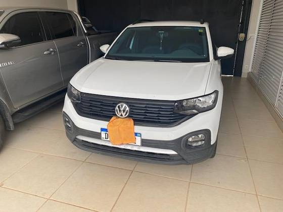 VOLKSWAGEN T-CROSS 1.0 200 TSI TOTAL FLEX AUTOMÁTICO